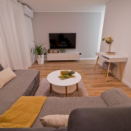Malemi Apartment بولا المظهر الخارجي الصورة