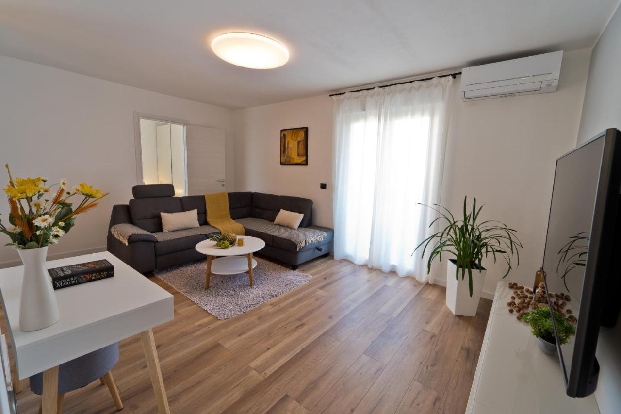 Malemi Apartment بولا المظهر الخارجي الصورة