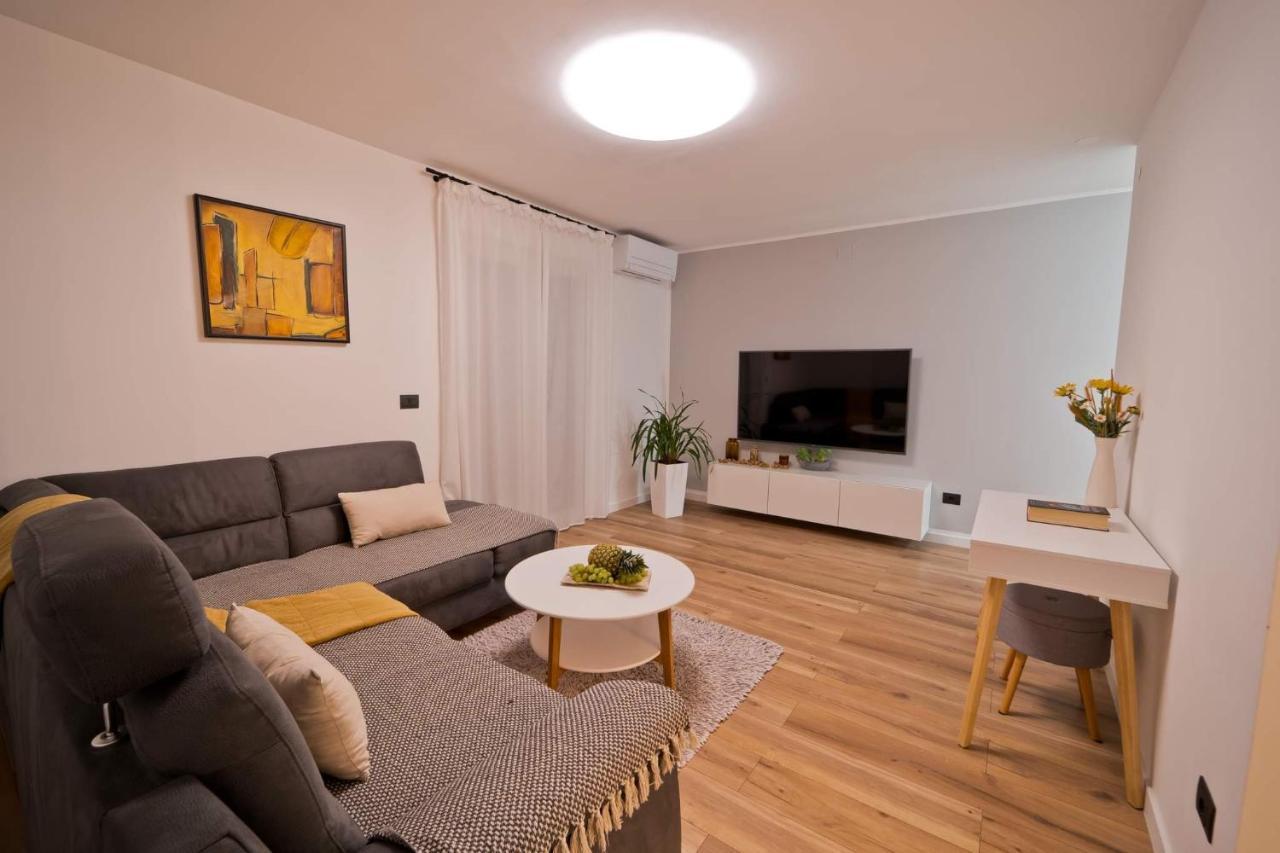 Malemi Apartment بولا المظهر الخارجي الصورة
